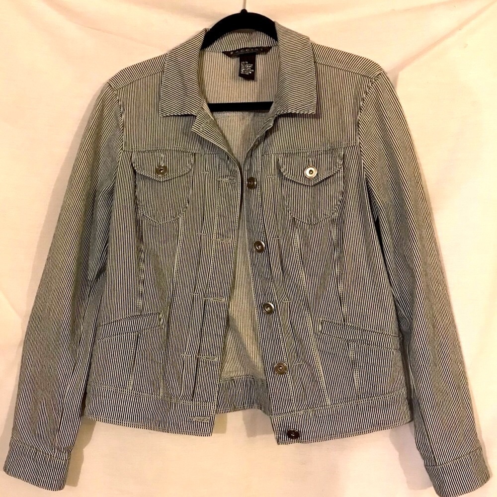 Baccini Denim Black and White Pinstriped Jean Jacket Size Medium